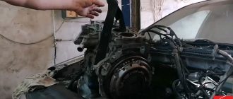 Как снять двигатель с Toyota Corolla