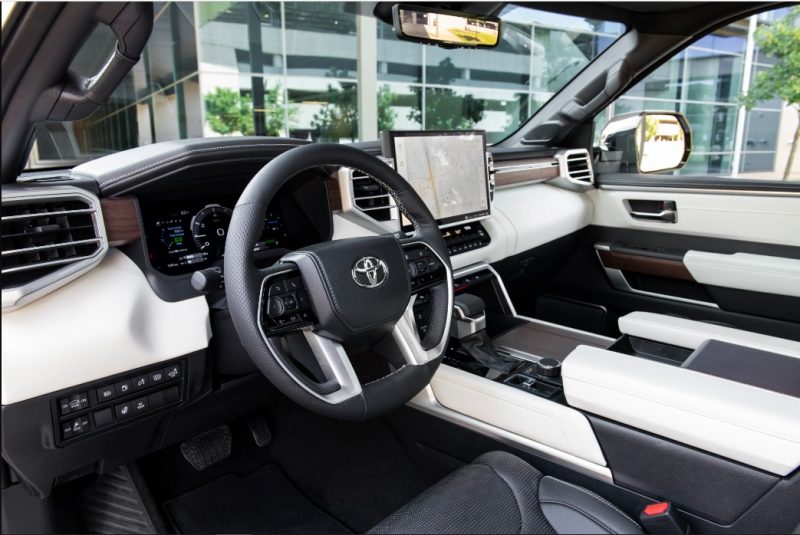 Toyota Sequoia 2023: обзор, технические характеристики