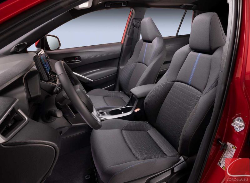 Toyota Corolla Cross Hybrid 2023: обзор и технические характеристики