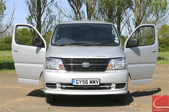 Toyota Hiace review on Parkers Vans - front