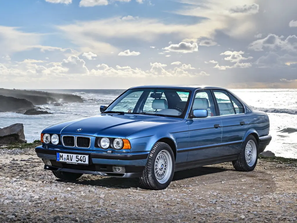 BMW 5-серия E34: история, особенности, характеристики