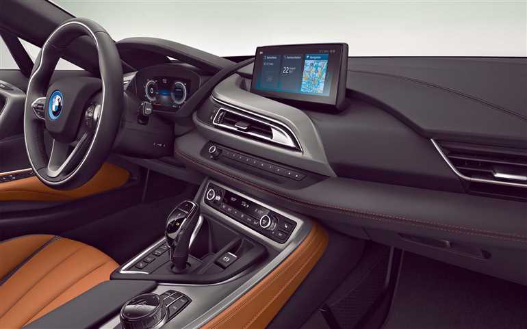 BMW i8: яркая электромобильная инновация