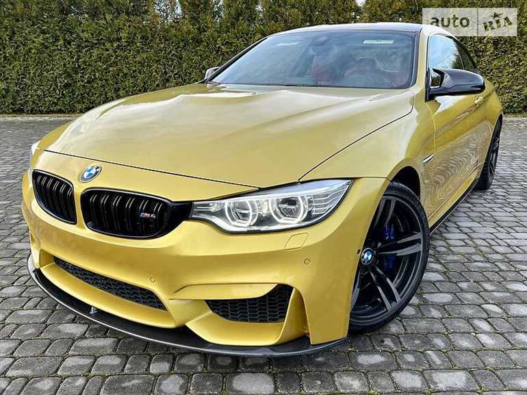 BMW M4 - характеристики, цены, отзывы на официальном сайте