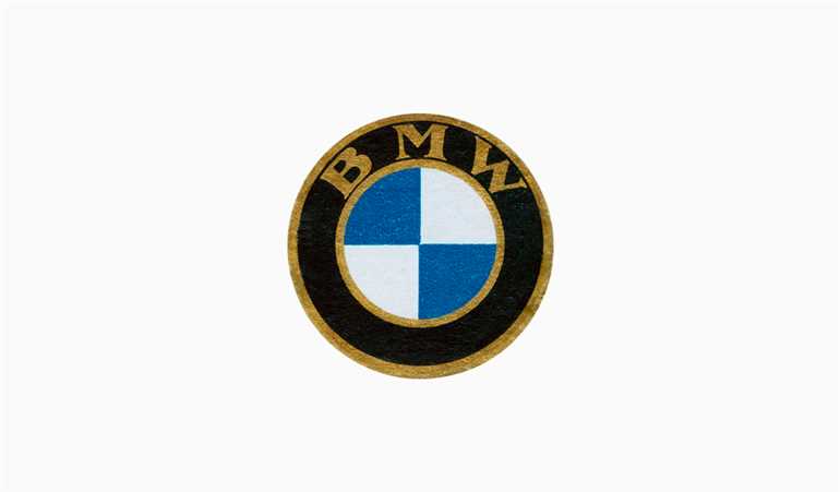 БМВ Эмблема BMW с Вашим текстом