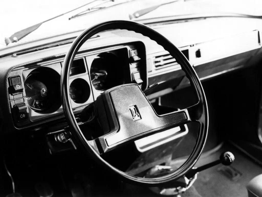 Лада 2105 1979 - технические характеристики и комплектации 1 поколение седана 101979-012012