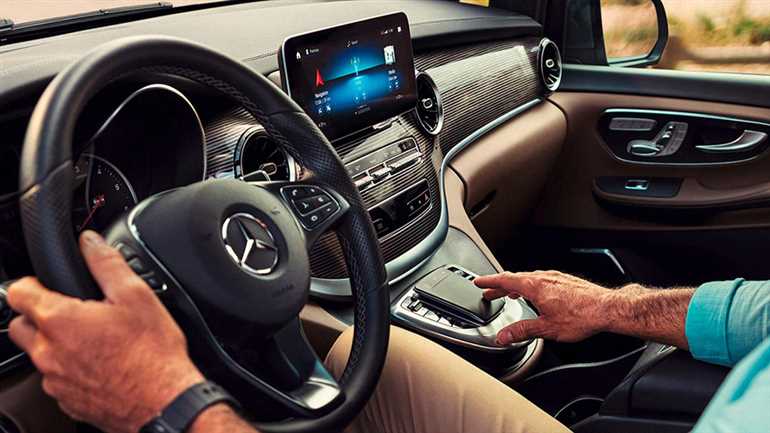 Mercedes-Benz V-Class: комфорт и функциональность в одном автомобиле