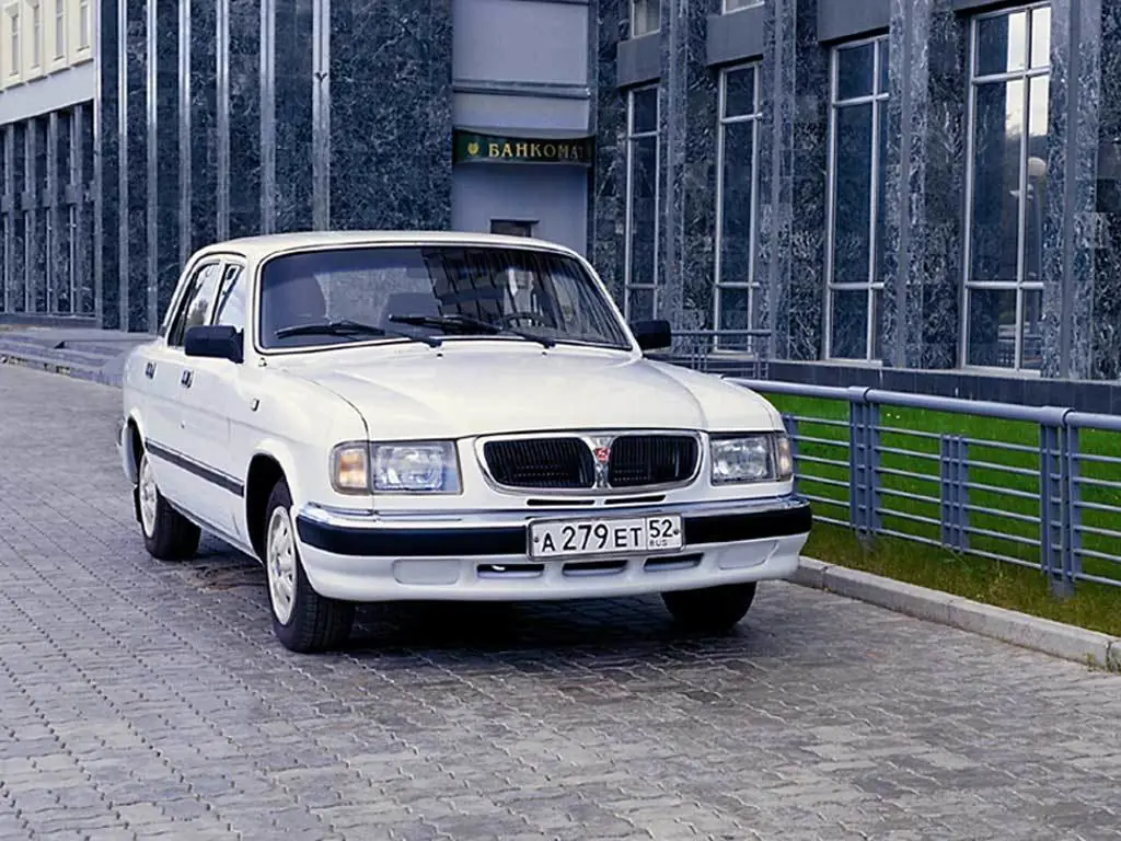 Технические характеристики ГАЗ 3110 1997 – 2005 Седан: мощность двигателя, объем багажника и другие параметры