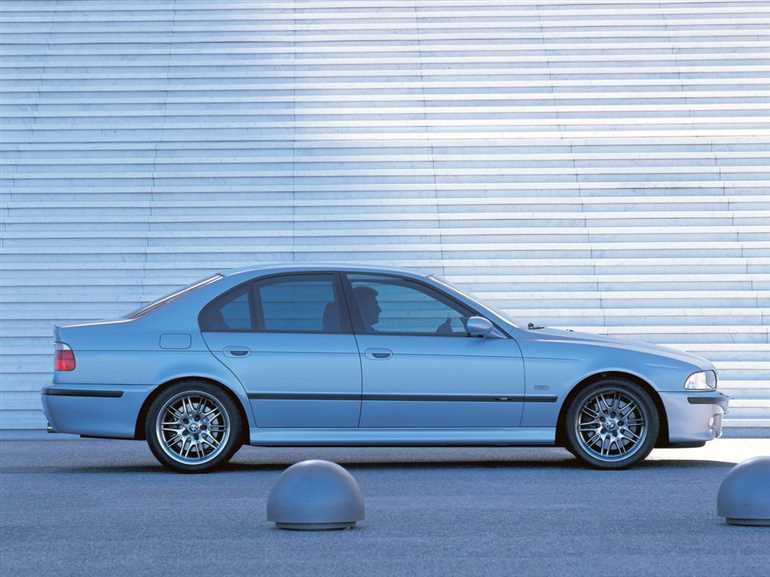 Технические характеристики и комплектации BMW M5 1998 E39 - автоседан 3 поколения