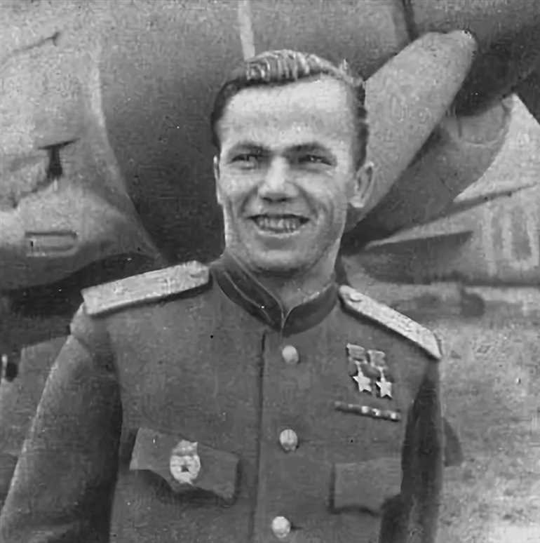 Биография Кожедуба Ивана Никитовича - легендарного советского летчика-аса