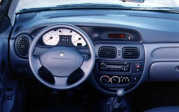 Renault Megane рестайлинг 1999: технические характеристики и комплектации седана, 1 поколение, LA 03.1999 - 09.2003