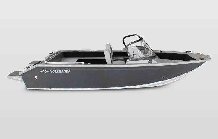 Волжанка 46 Classic - универсальная лодка для рыбалки и отдыха на воде
